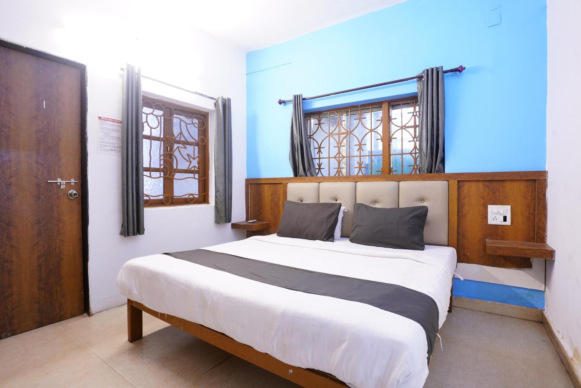 Amardeep Hotel 2*